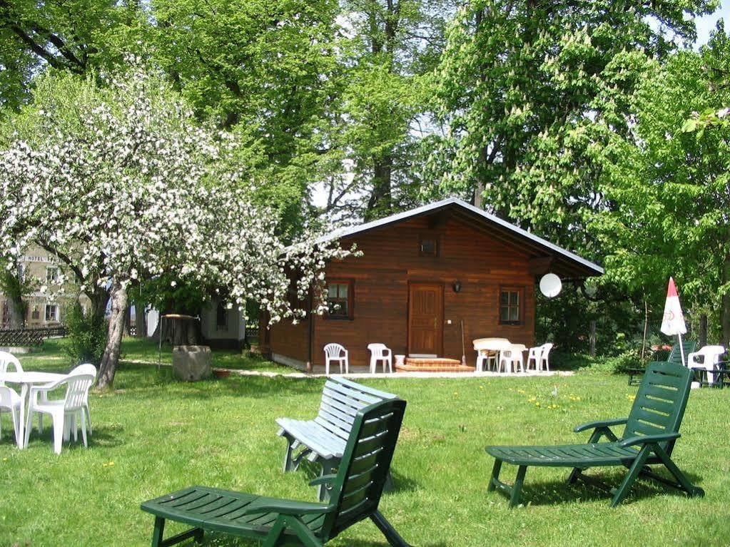 Brauerei-Gasthof Eck Hotel Böbrach Eksteriør billede