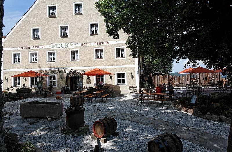 Brauerei-Gasthof Eck Hotel Böbrach Eksteriør billede